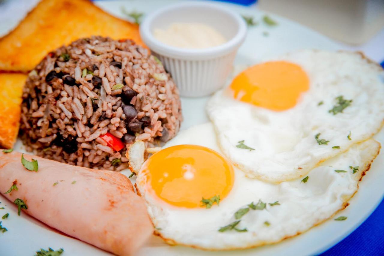 Hotel Yadran Beach Resort Puntarenas Dış mekan fotoğraf
